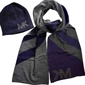 ❤ SALE MICHAEL KORS Knit Hat & Scarf Set NEW NIB 
